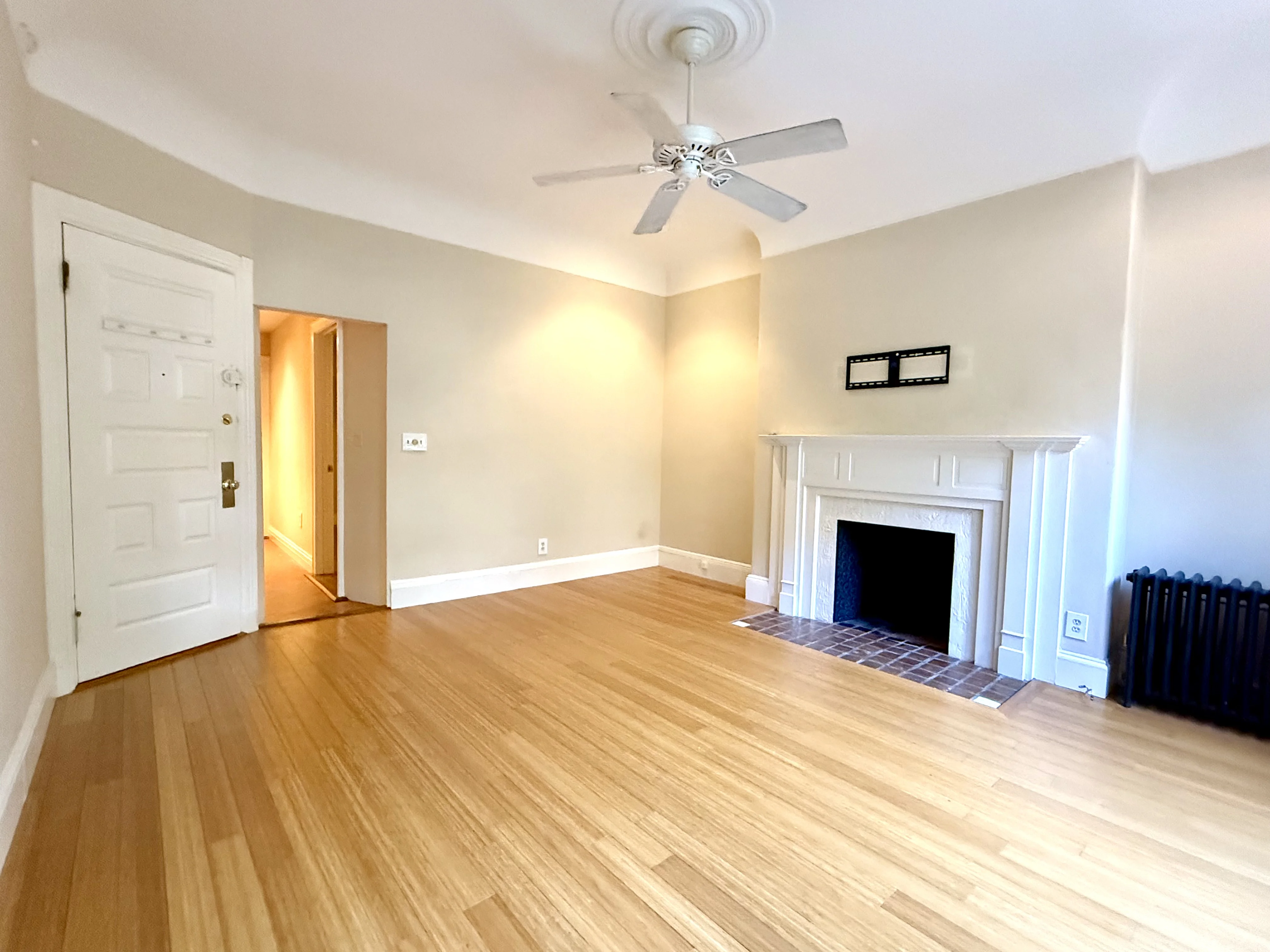 1 bed, 1 bath apartment for rent at 330 Dartmouth St Unit 1B, Back Bay — photo 4 of 8