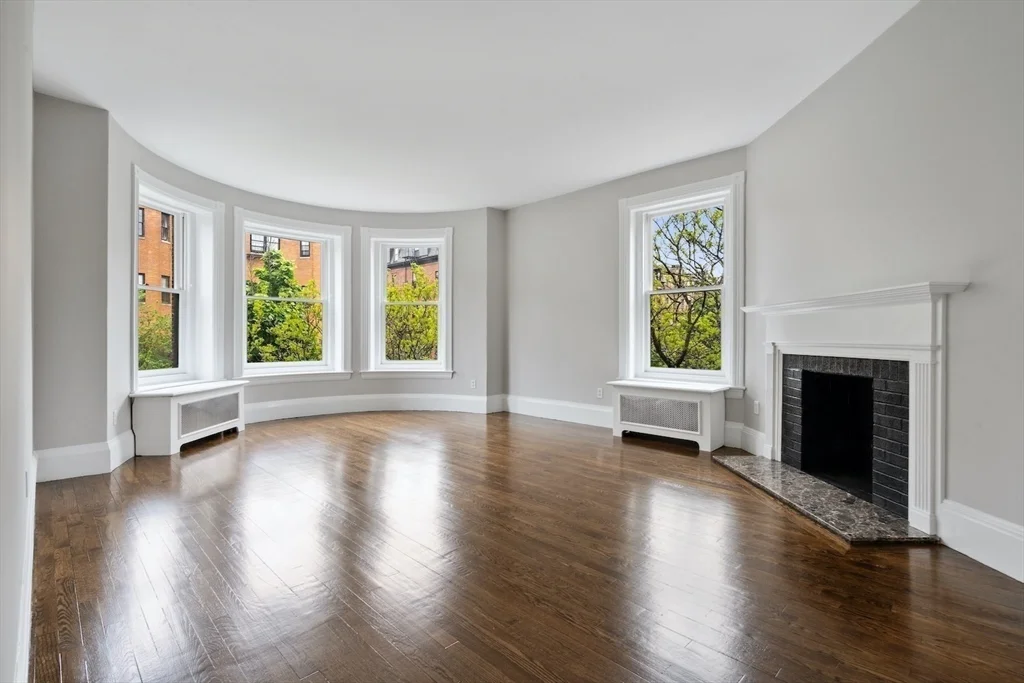 2 bed, 2 bath apartment for rent at 330 Dartmouth Unit 3N, Back Bay