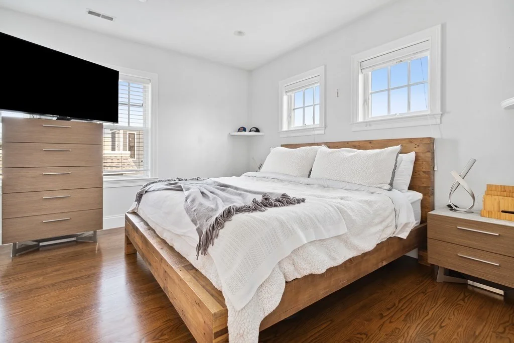 1 bed, 1 bath apartment for rent at 330 Dorchester St Unit 4, South Boston — photo 13 of 23