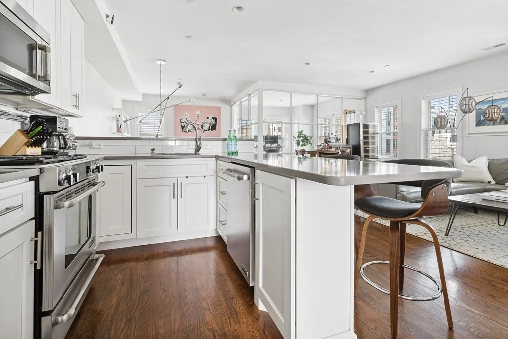 1 bed, 1 bath apartment for rent at 330 Dorchester St Unit 4, South Boston — photo 11 of 23