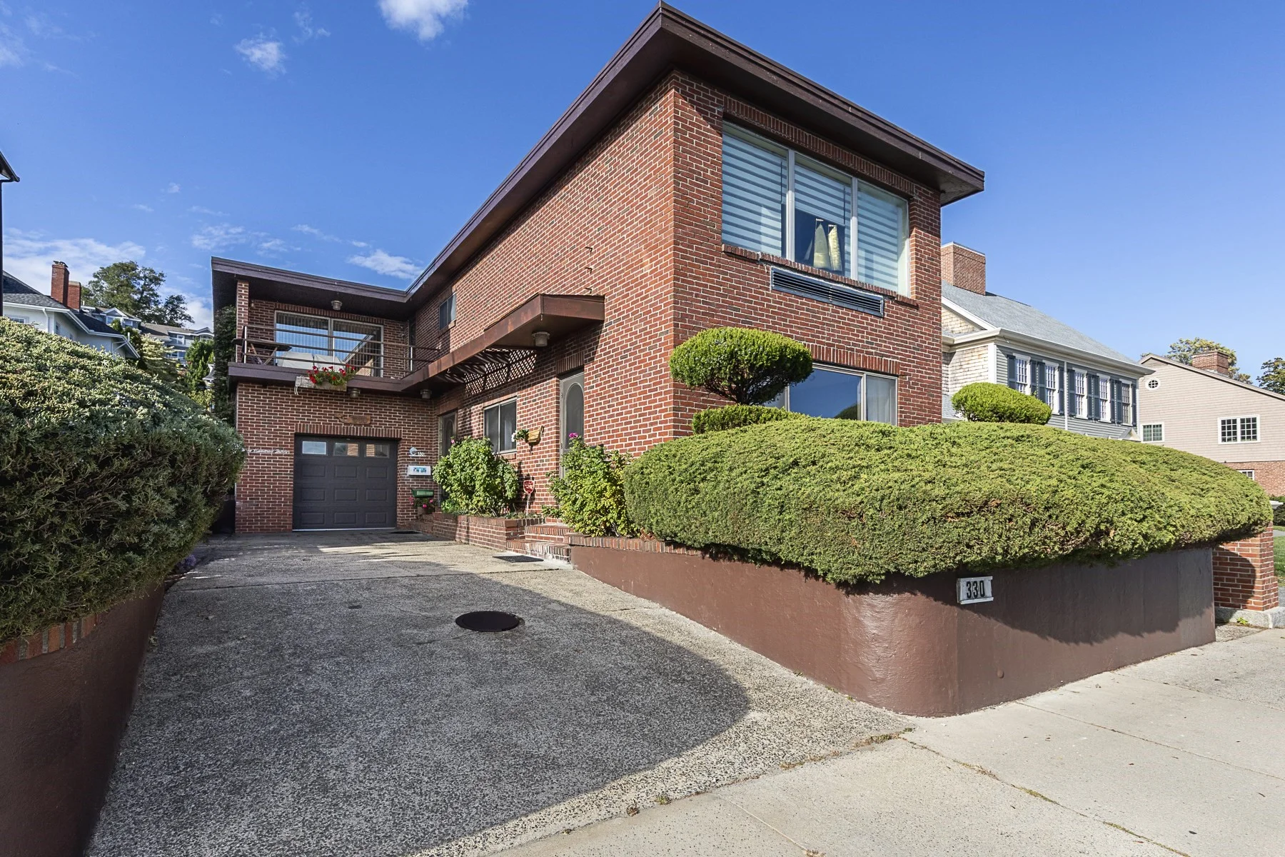 Studio bed, 1 bath apartment for rent at 330 Humphrey St Unit 1, Swampscott — photo 1 of 17