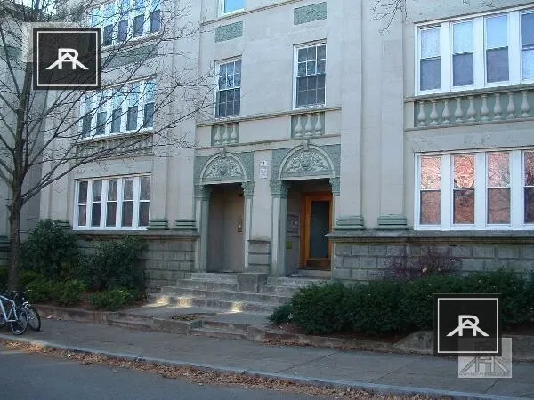 4 bed, 2 bath apartment for rent at 330 Saint Paul St Unit 1, North Brookline — photo 11 of 11