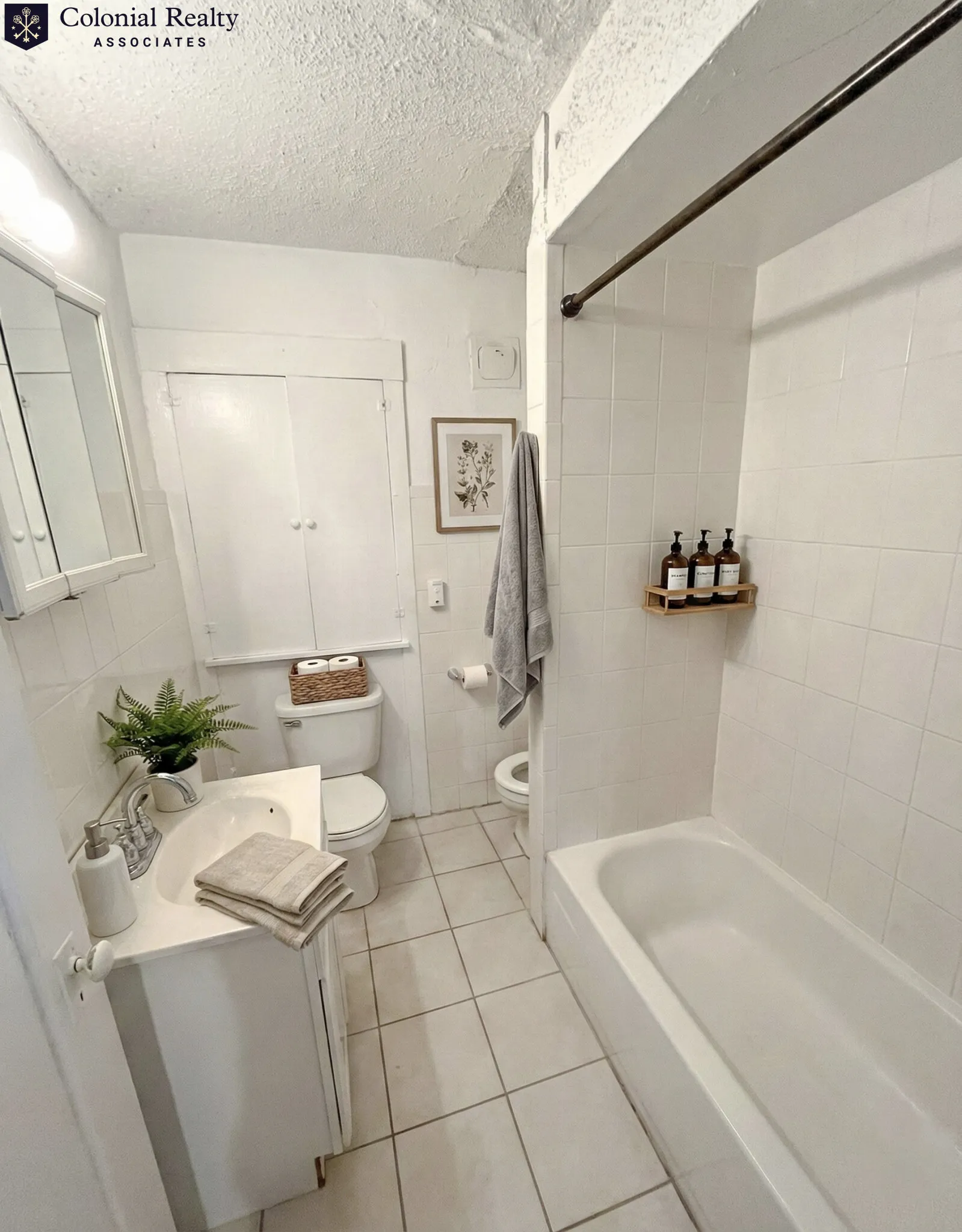 3 bed, 1 bath apartment for rent at 330 Saint Paul St Unit 3, North Brookline — photo 10 of 25