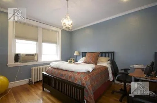 4 bed, 1 bath apartment for rent at 330 Saint Paul St Unit 5, North Brookline — photo 6 of 10