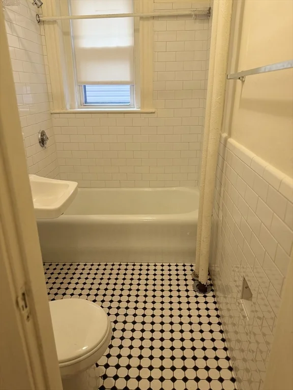 Studio bed, 1 bath apartment for rent at 330 Salem Unit 5, Malden — photo 3 of 24