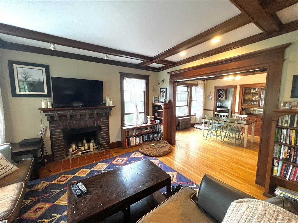 3 bed, 1 bath apartment for rent at 330 School St Unit 1, Watertown — photo 8 of 31
