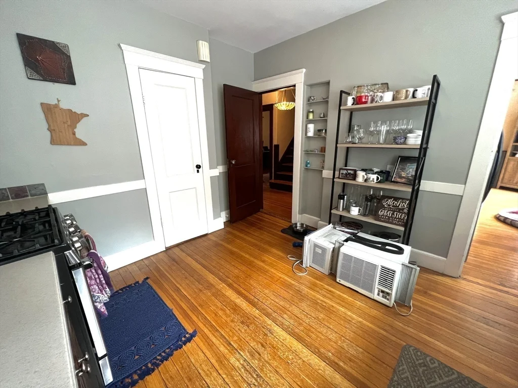 3 bed, 1 bath apartment for rent at 330 School St Unit 1, Watertown — photo 14 of 31