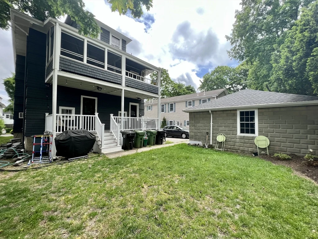 3 bed, 1 bath apartment for rent at 330 School St Unit 1, Watertown — photo 2 of 31