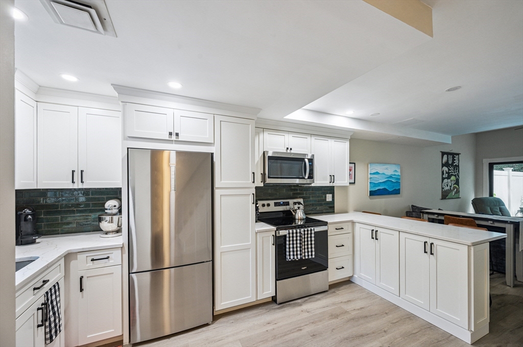 2 bed, 1 bath apartment for rent at 330 Sterling St Unit B-8, West Boylston — photo 4 of 27