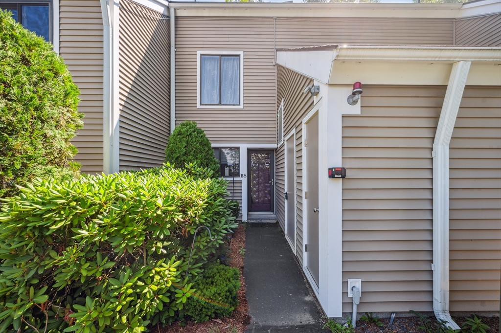 2 bed, 1 bath apartment for rent at 330 Sterling St Unit B-8, West Boylston — photo 2 of 27