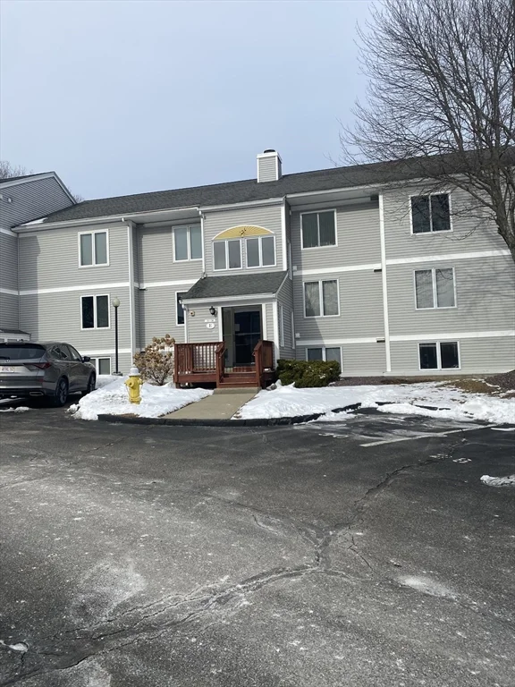2 bed, 2 bath apartment for rent at 330 Sunderland Rd Unit 26, Worcester — photo 1 of 20