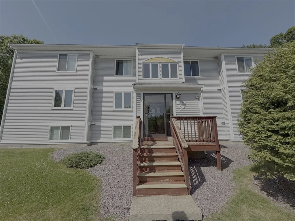 2 bed, 2 bath apartment for rent at 330 Sunderland Rd Unit 39, Worcester — photo 1 of 15