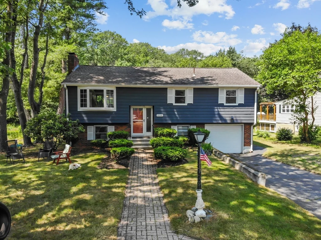 5 bed, 2 bath apartment for rent at 330 Swains Pond Ave, Melrose — photo 1 of 28
