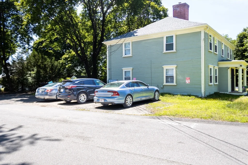 3 bed, 1 bath apartment for rent at 330 Walpole Unit 1, Norwood — photo 2 of 25