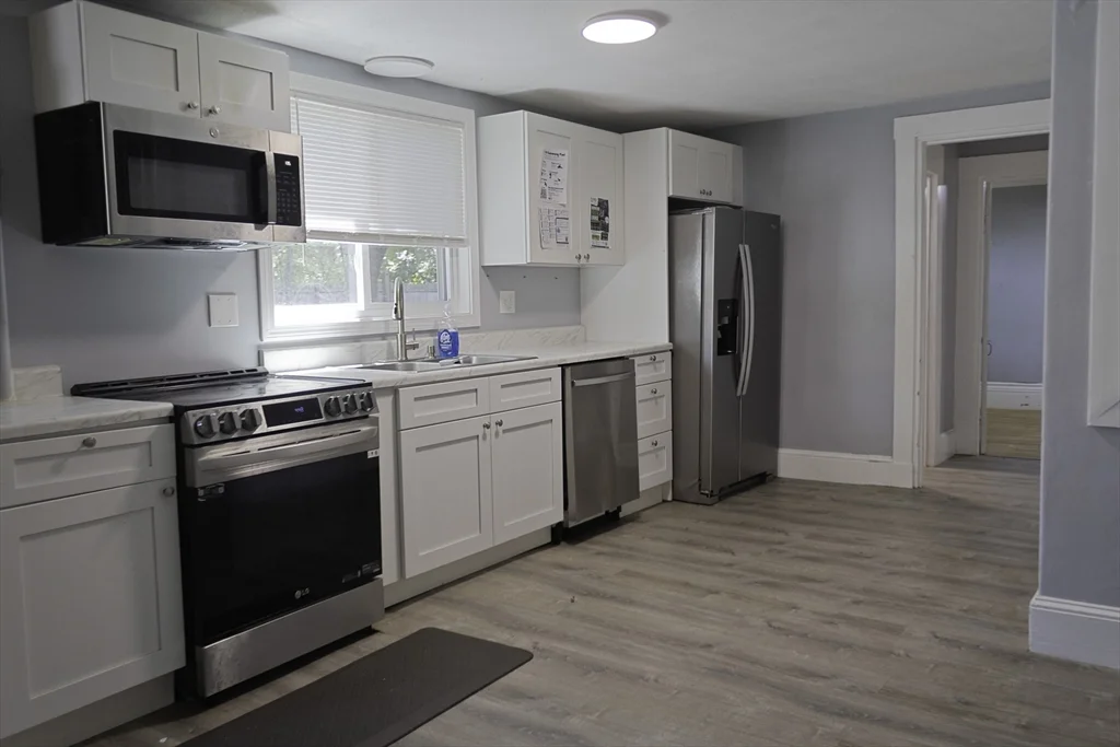 3 bed, 1 bath apartment for rent at 330 Walpole Unit 1, Norwood — photo 4 of 25