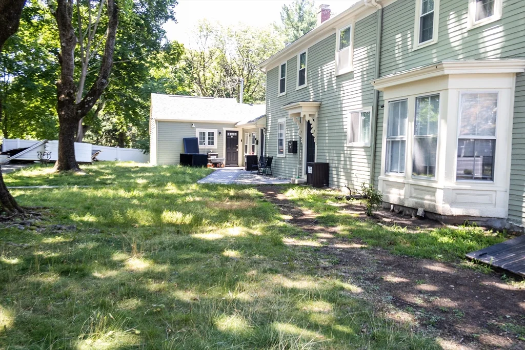 3 bed, 1 bath apartment for rent at 330 Walpole Unit 1, Norwood — photo 3 of 25