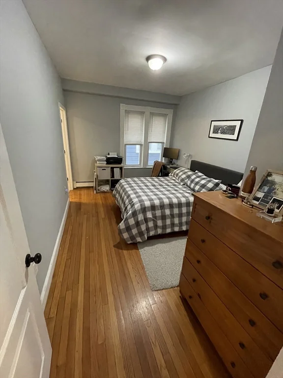 5 bed, 3 bath apartment for rent at 330 Western Ave Unit 1, Riverside — photo 6 of 24