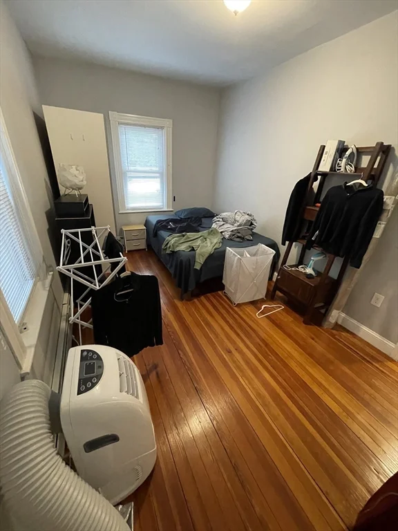 5 bed, 3 bath apartment for rent at 330 Western Ave Unit 1, Riverside — photo 12 of 24