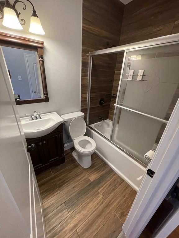 4 bed, 3 bath apartment for rent at 330 Western Ave Unit 2nd FL, Riverside — photo 9 of 22
