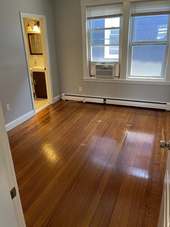 4 bed, 3 bath apartment for rent at 330 Western Ave Unit 3C, Riverside — photo 11 of 28