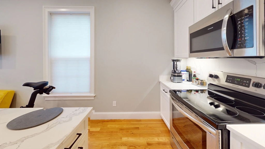 1 bed, 1 bath apartment for rent at 3305 Washington St Unit 102, Jamaica Plain — photo 2 of 6