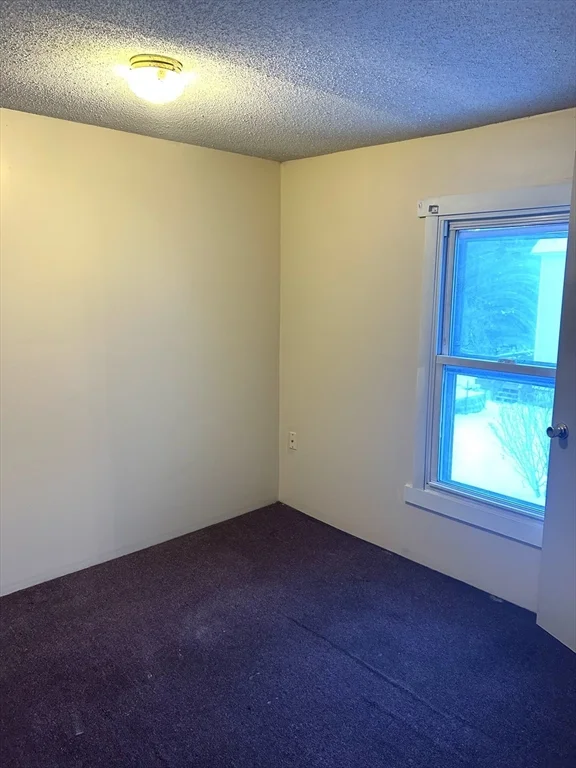 3 bed, 1 bath apartment for rent at 331-333 E Main St Unit 333, Orange — photo 19 of 24