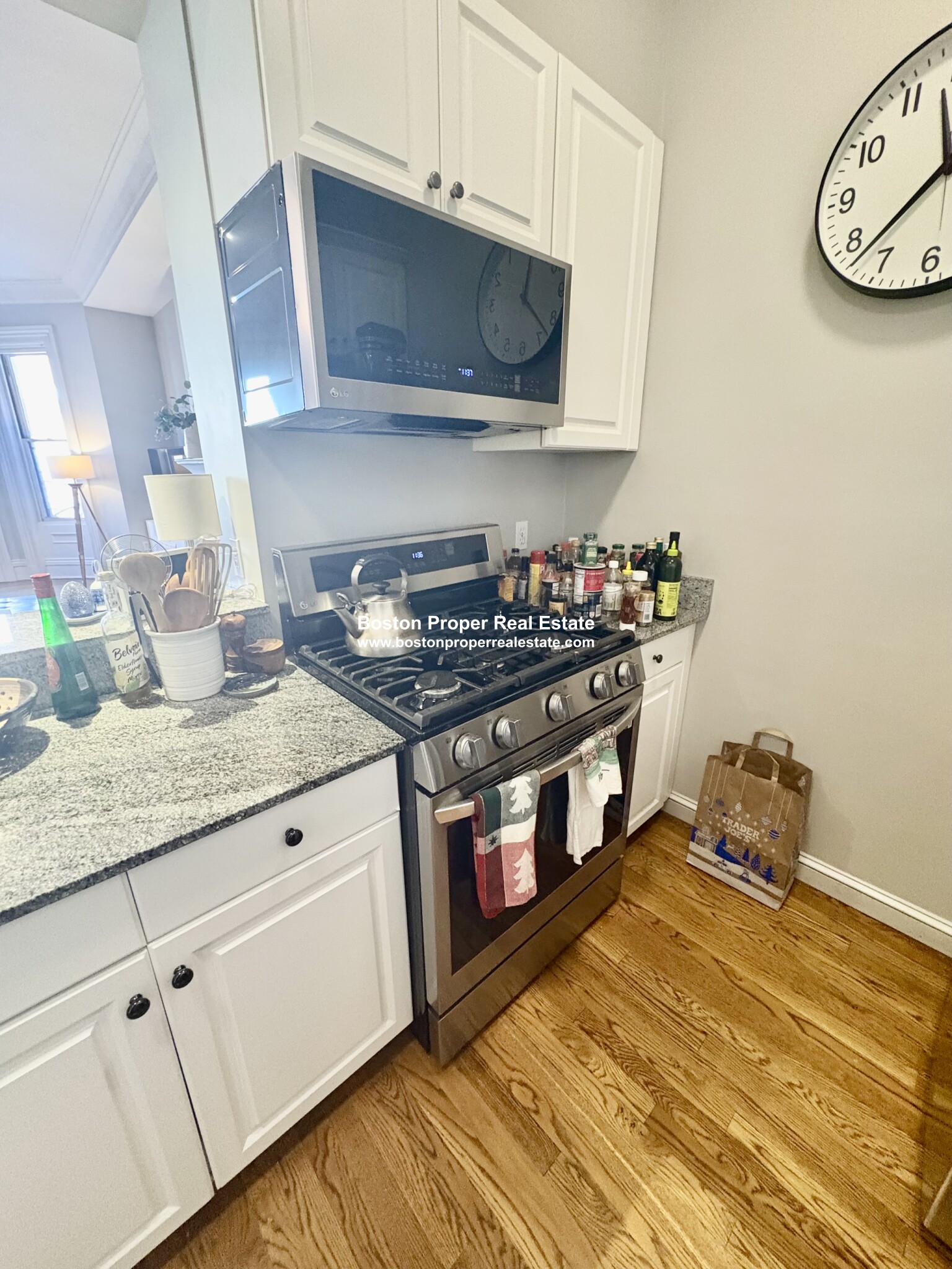 2 bed, 2 bath apartment for rent at 331 Beacon St Unit 3, Back Bay — photo 6 of 24