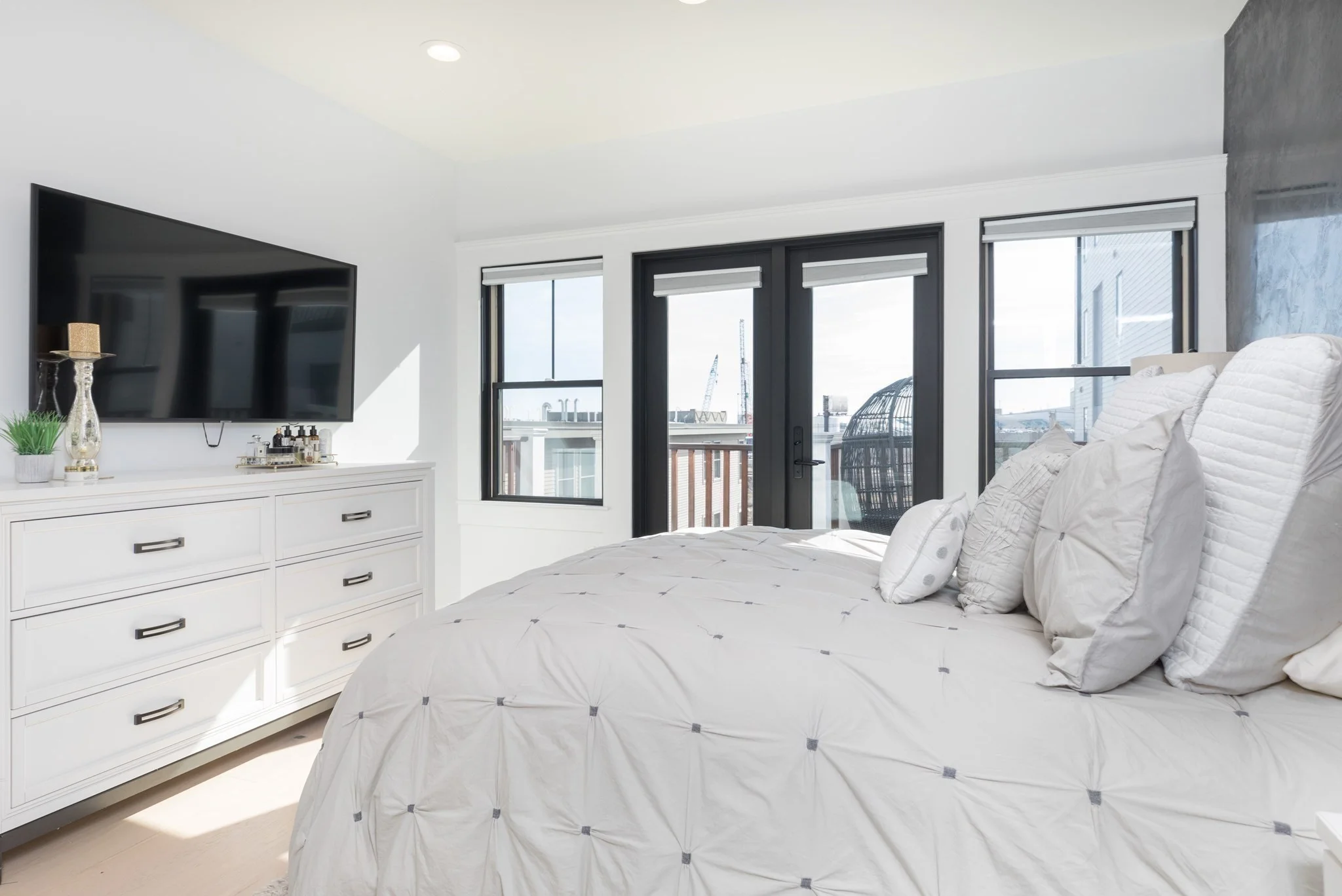 2 bed, 2 bath apartment for rent at 331 Chelsea St Unit 4, East Boston — photo 8 of 16
