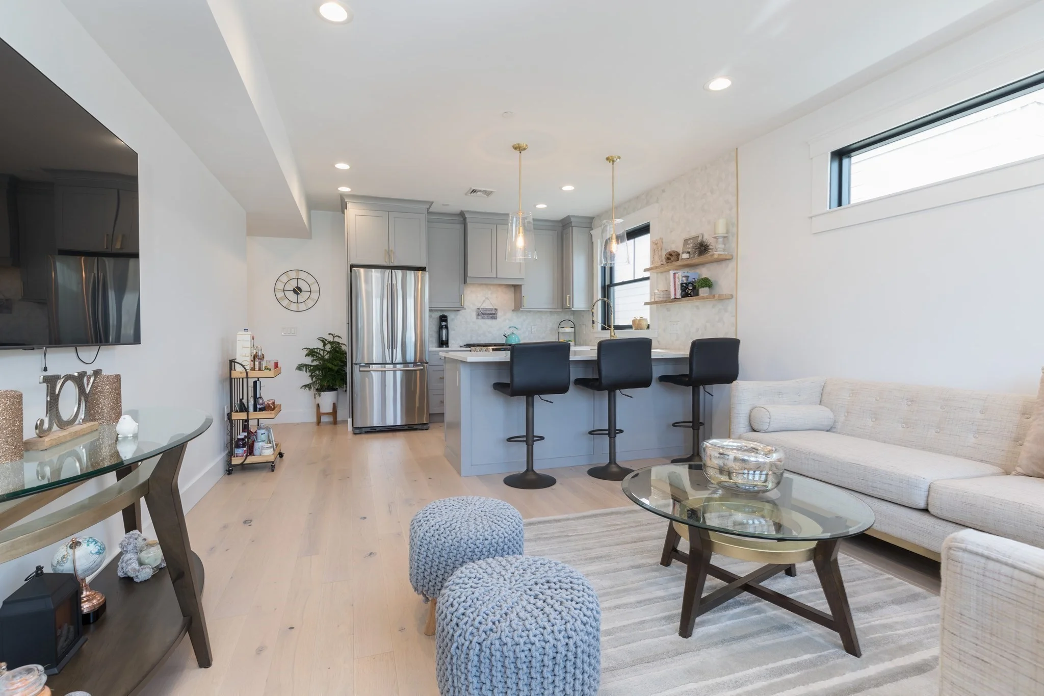 2 bed, 2 bath apartment for rent at 331 Chelsea St Unit 4, East Boston — photo 4 of 16