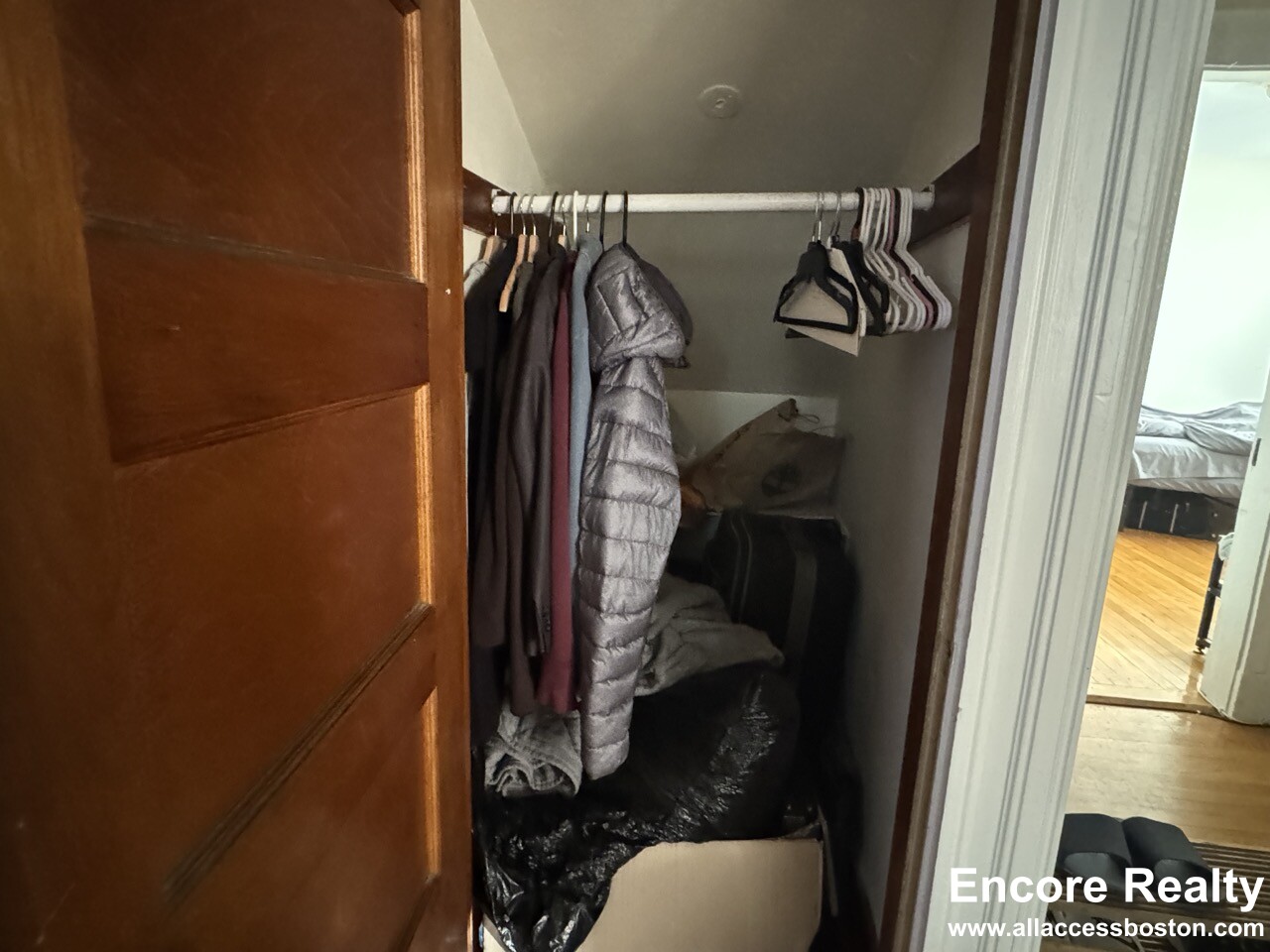3 bed, 2 bath apartment for rent at 331 Faneuil St Unit 1, Oak Square — photo 6 of 24