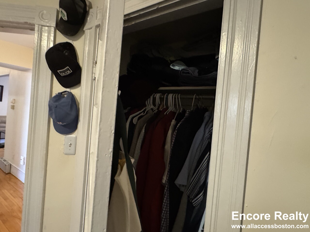 4 bed, 2 bath apartment for rent at 331 Faneuil St Unit 3, Oak Square — photo 16 of 24