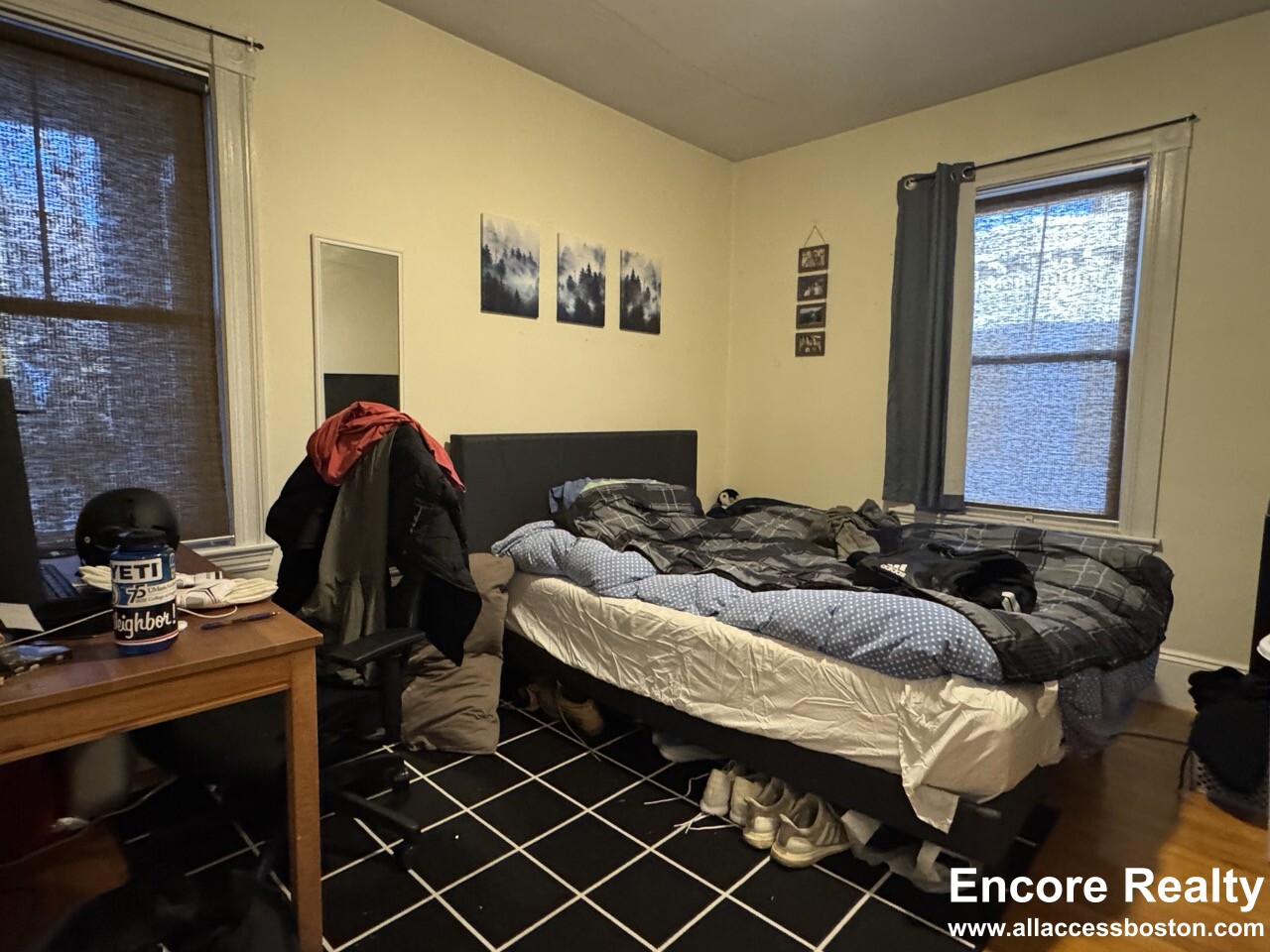 4 bed, 2 bath apartment for rent at 331 Faneuil St Unit 3, Oak Square — photo 15 of 24