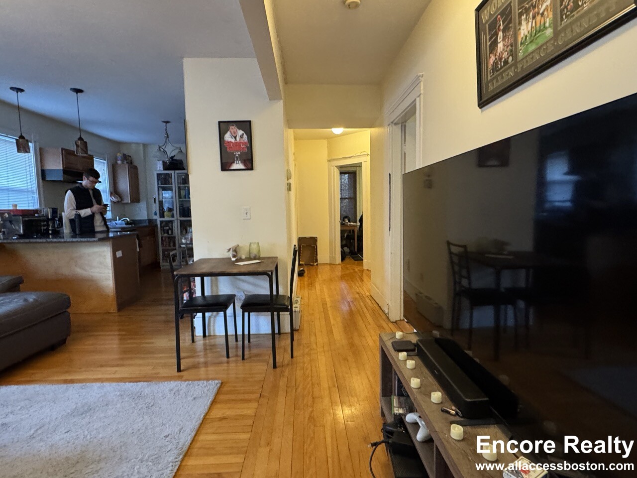 4 bed, 2 bath apartment for rent at 331 Faneuil St Unit 3, Oak Square — photo 9 of 24