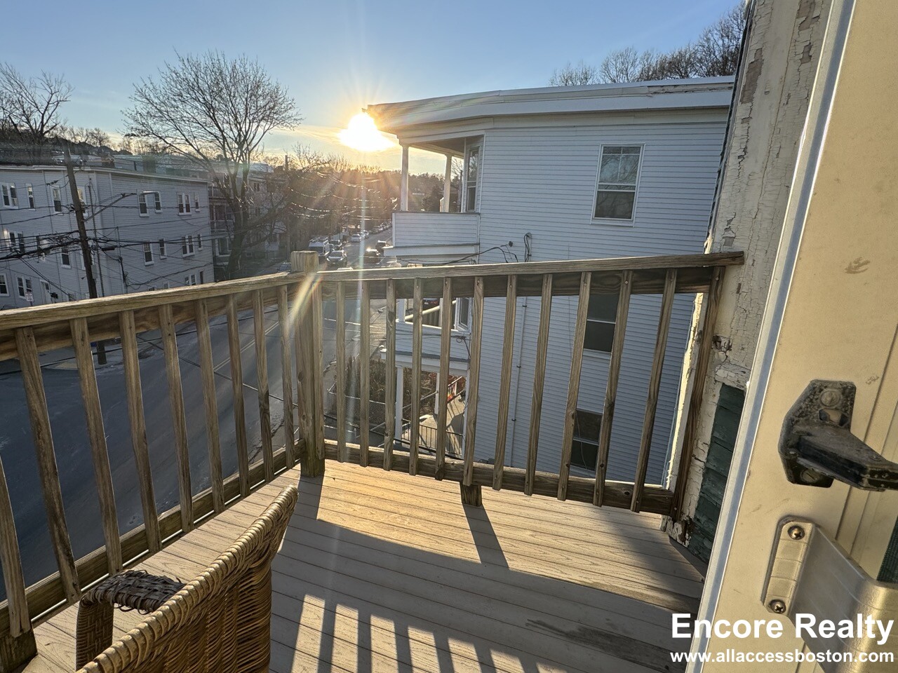 4 bed, 2 bath apartment for rent at 331 Faneuil St Unit 3, Oak Square — photo 4 of 24