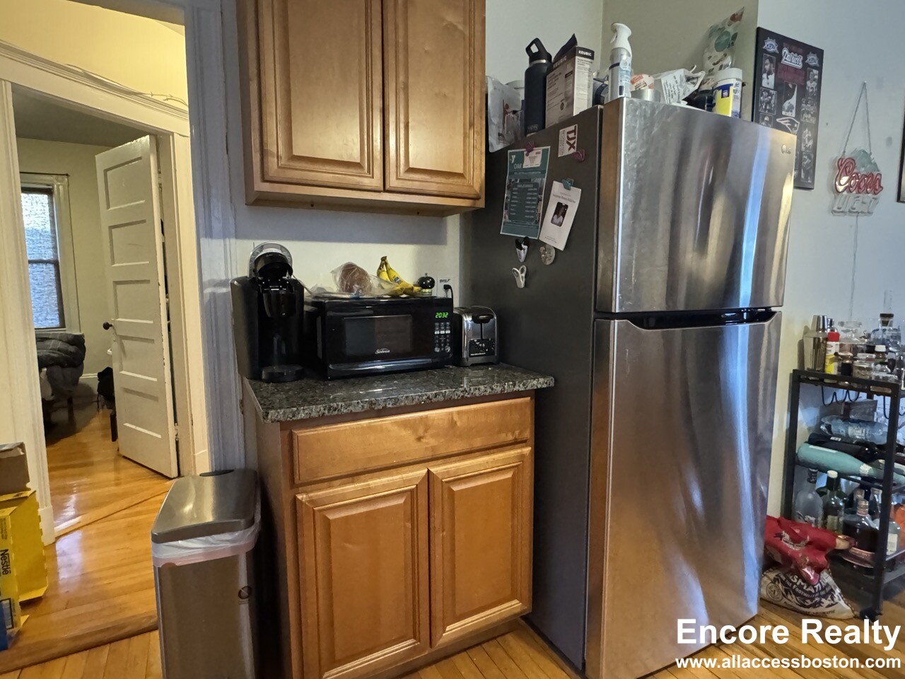 4 bed, 2 bath apartment for rent at 331 Faneuil St Unit 3, Oak Square — photo 18 of 24