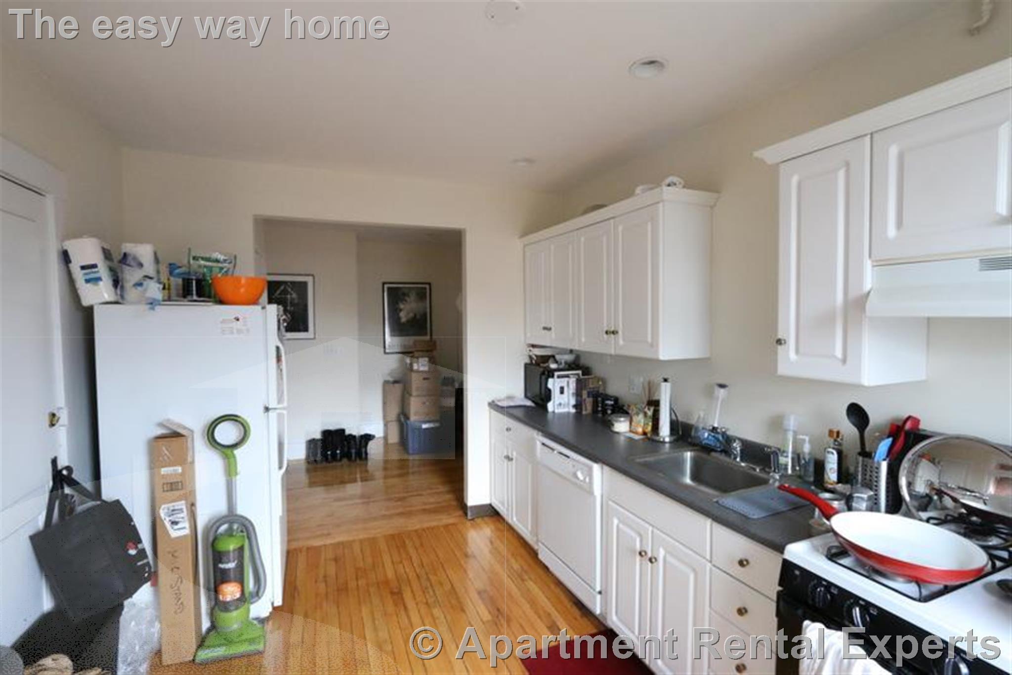 2 bed, 1 bath apartment for rent at 331 Harvard St Unit 11, Harvard Square — photo 4 of 25