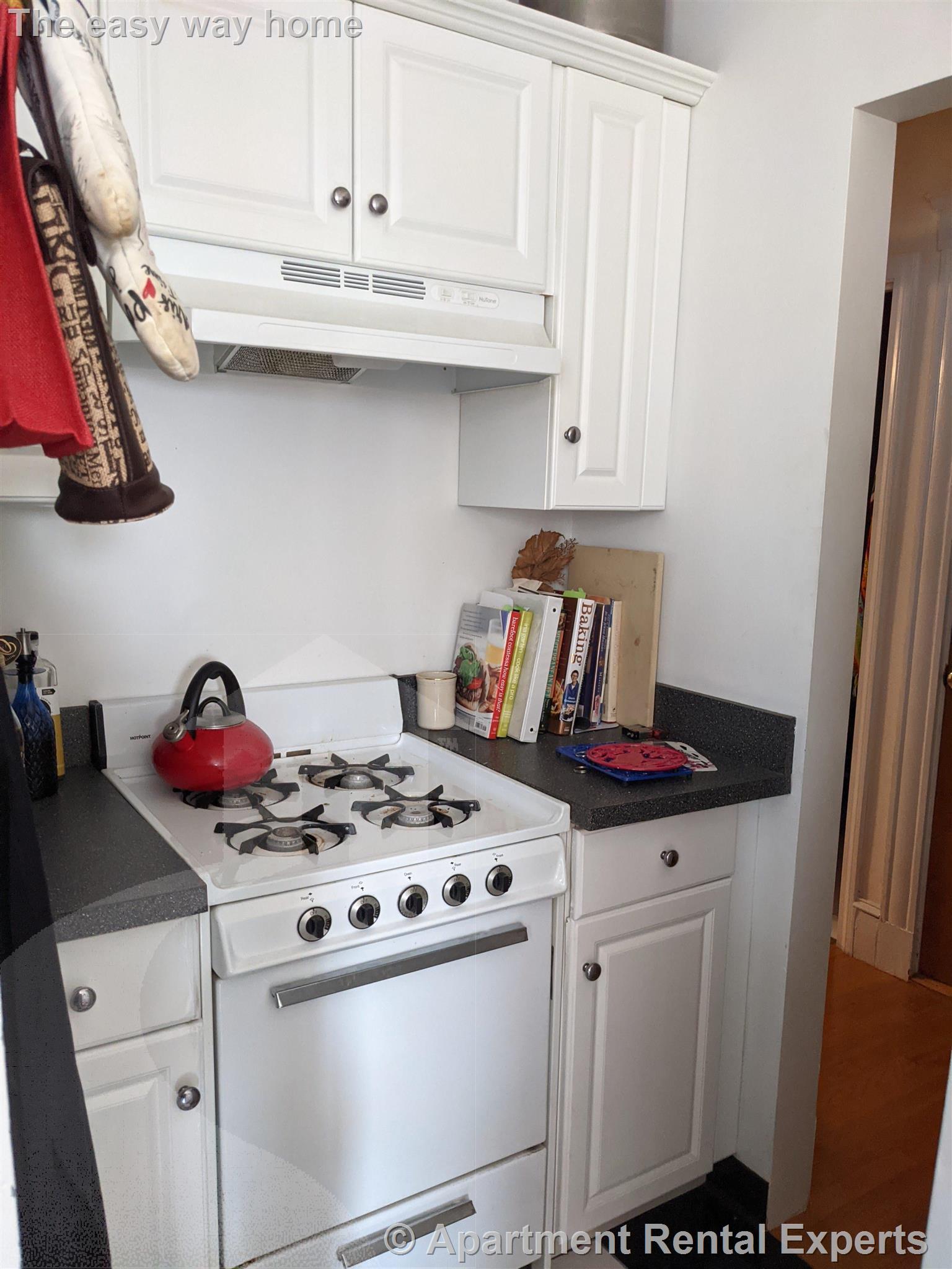 1 bed, 1 bath apartment for rent at 331 Harvard St Unit 4, Harvard Square — photo 5 of 11
