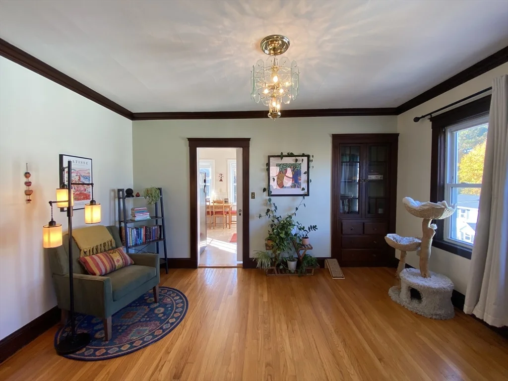 2 bed, 1 bath apartment for rent at 331 Hyde Park Ave Unit 3, Jamaica Plain — photo 6 of 26