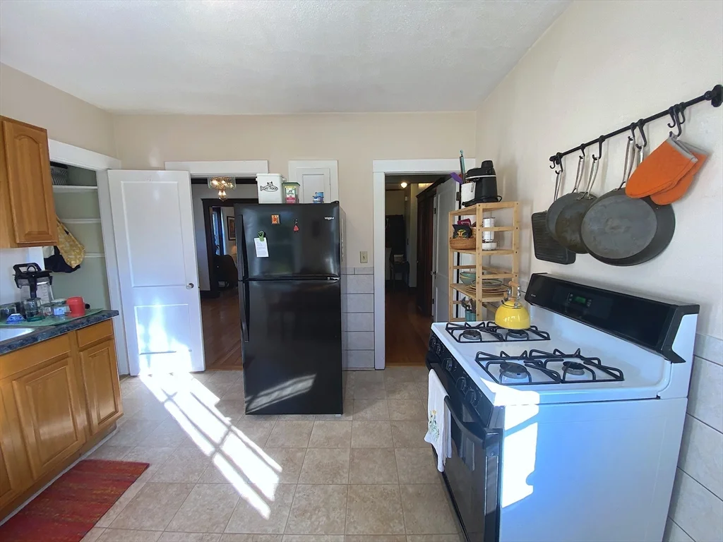 2 bed, 1 bath apartment for rent at 331 Hyde Park Ave Unit 3, Jamaica Plain — photo 17 of 26