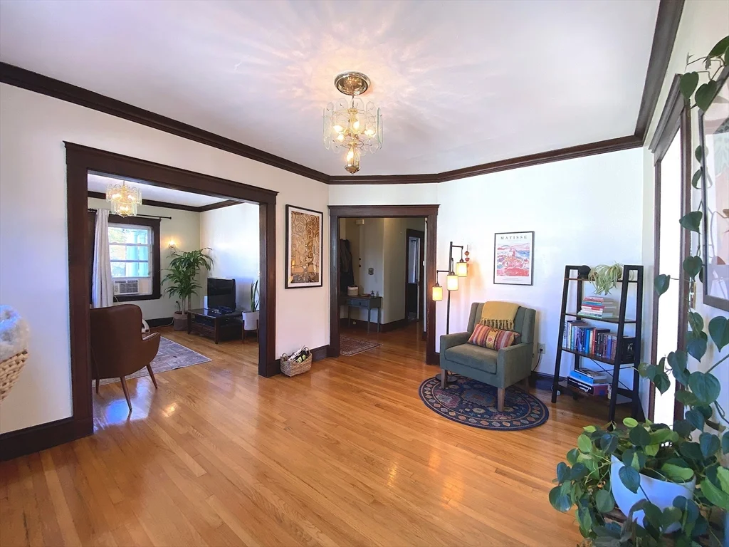 2 bed, 1 bath apartment for rent at 331 Hyde Park Ave Unit 3, Jamaica Plain — photo 8 of 26