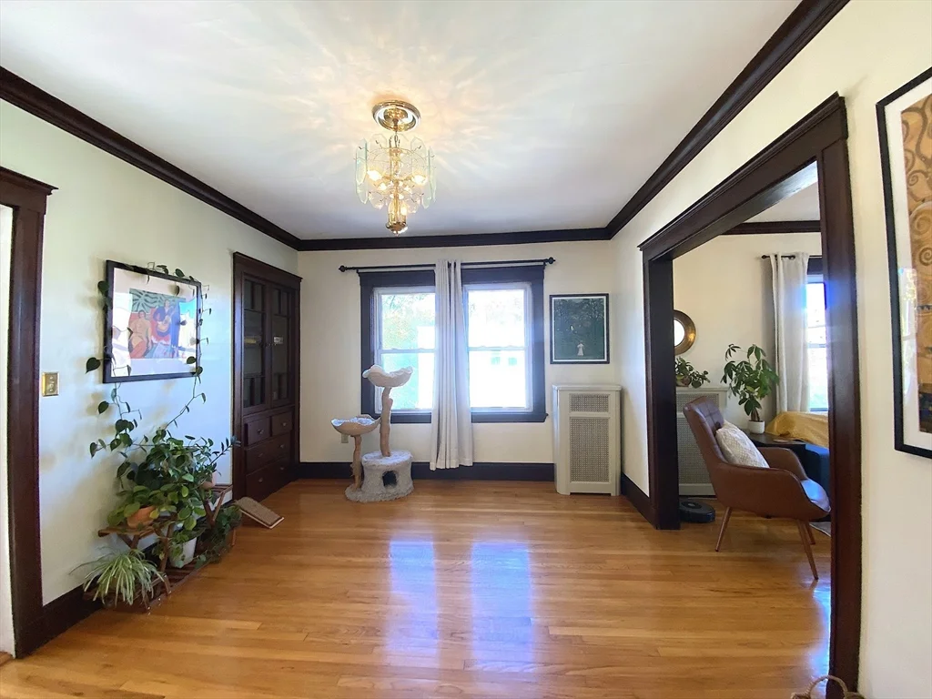 2 bed, 1 bath apartment for rent at 331 Hyde Park Ave Unit 3, Jamaica Plain — photo 7 of 26
