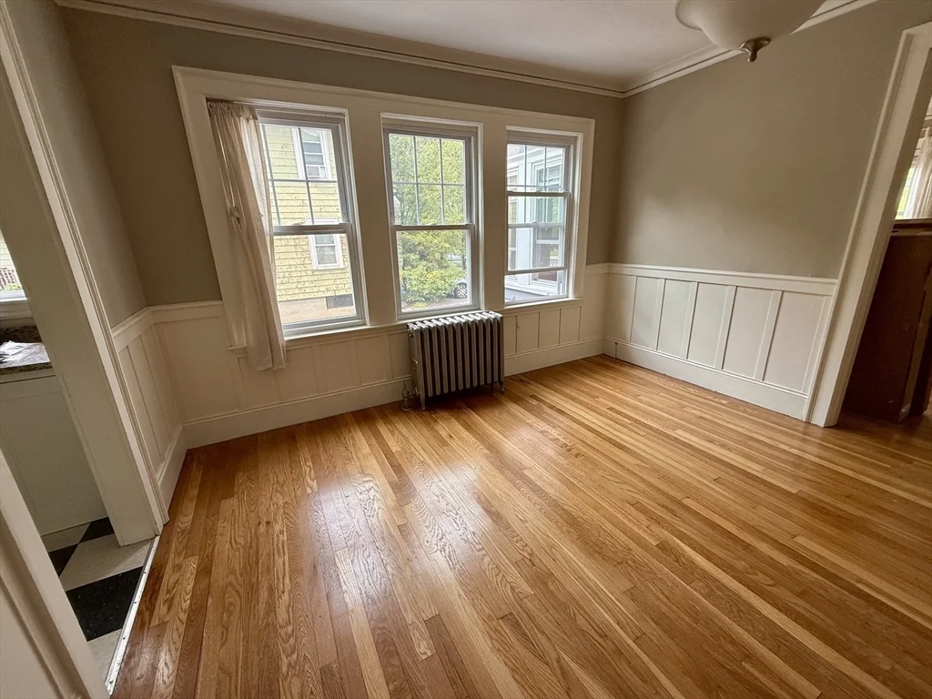 2 bed, 1 bath apartment for rent at 331 Lowell Unit 1, Newtonville — photo 4 of 13