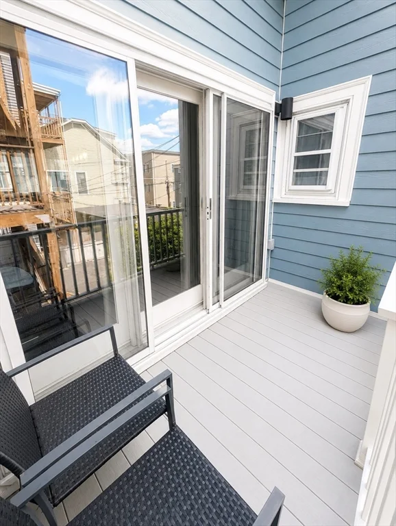 3 bed, 2 bath apartment for rent at 331 W 4th St Unit 331, South Boston — photo 13 of 16