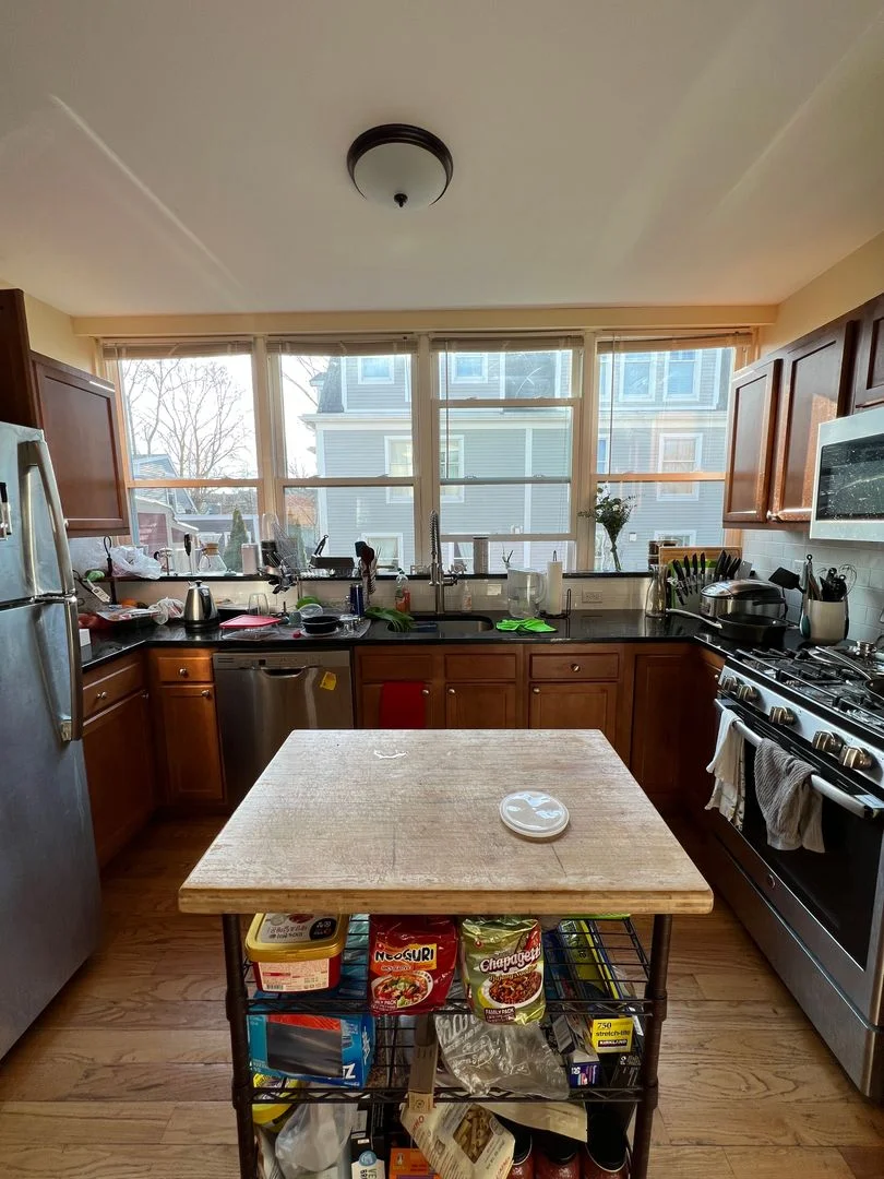 4 bed, 2 bath apartment for rent at 332 Beacon St Unit 2, Ward Two — photo 4 of 18