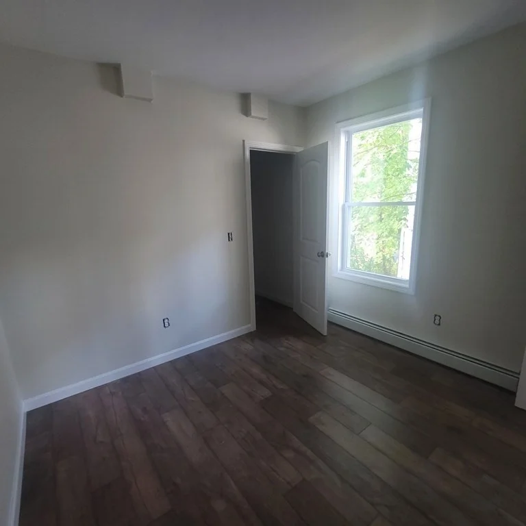 3 bed, 1 bath apartment for rent at 332 Chandler St Unit 3, Beaver Brook — photo 11 of 20