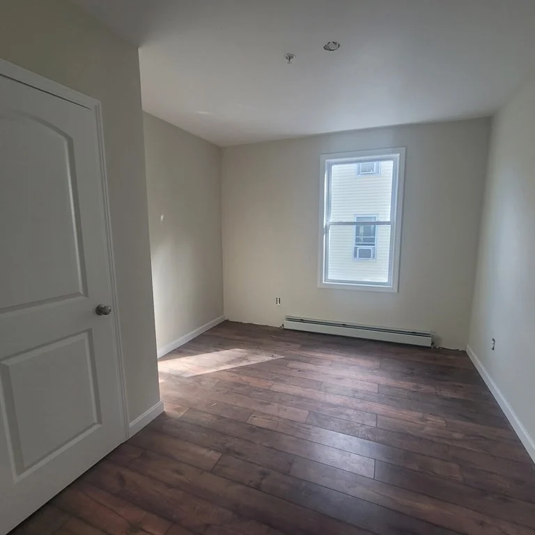 3 bed, 1 bath apartment for rent at 332 Chandler St Unit 3, Beaver Brook — photo 10 of 20