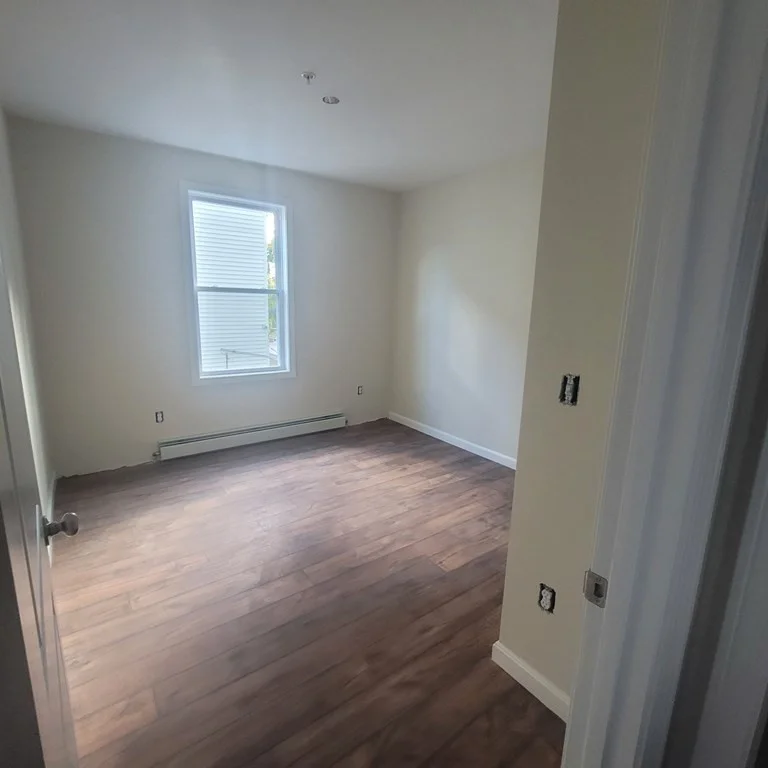 3 bed, 1 bath apartment for rent at 332 Chandler St Unit 3, Beaver Brook — photo 12 of 20
