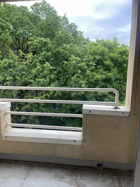 2 bed, 2 bath apartment for rent at 332 Franklin St Unit Unit 403, Riverside — photo 18 of 25