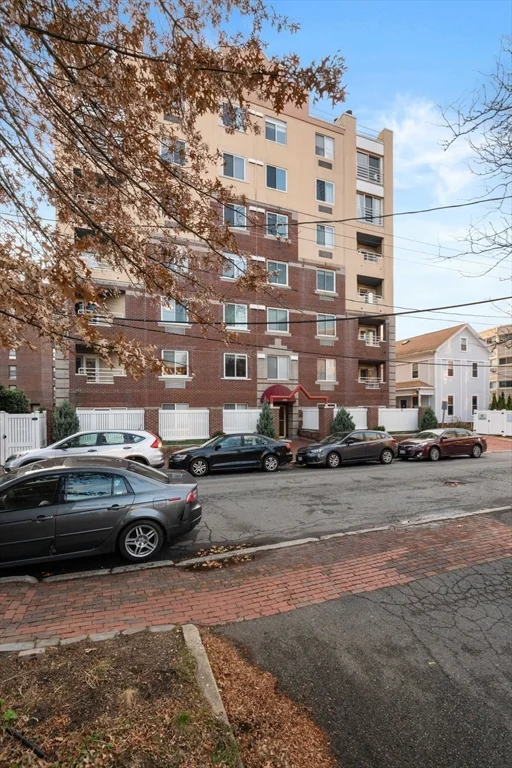2 bed, 2 bath apartment for rent at 332 Franklin St Unit Unit 403, Riverside — photo 25 of 25