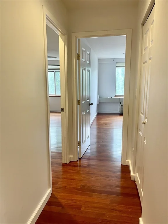 2 bed, 2 bath apartment for rent at 332 Franklin St Unit Unit 403, Riverside — photo 11 of 25